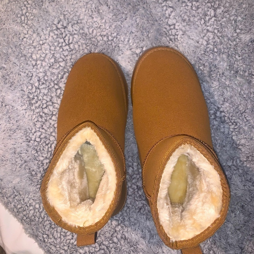 Women’s New Pull on Platform Short Boots Size 40/8 - Picture 3 of 7